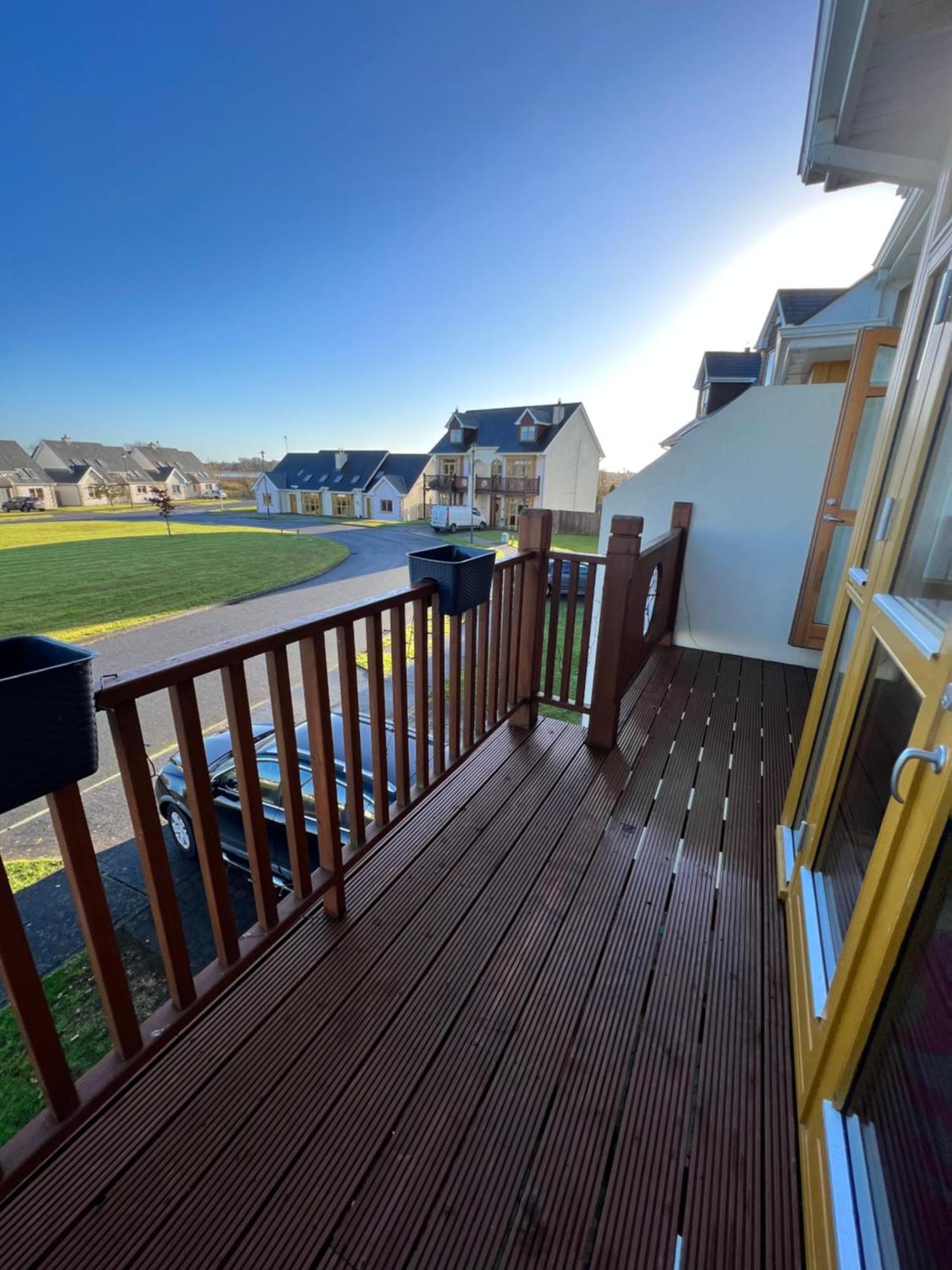Shannonside - Stylish 5 Bed Marina Home & 40Ft Mooring Termonbarry Екстер'єр фото