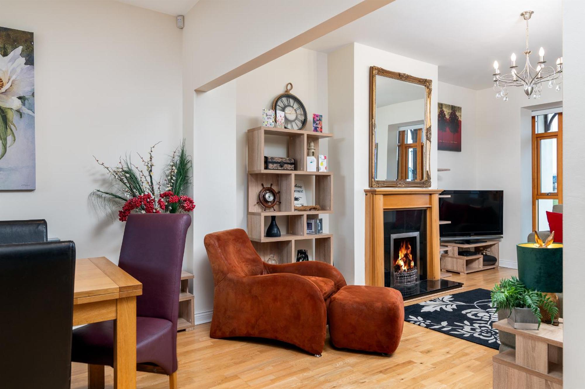 Shannonside - Stylish 5 Bed Marina Home & 40Ft Mooring Termonbarry Екстер'єр фото