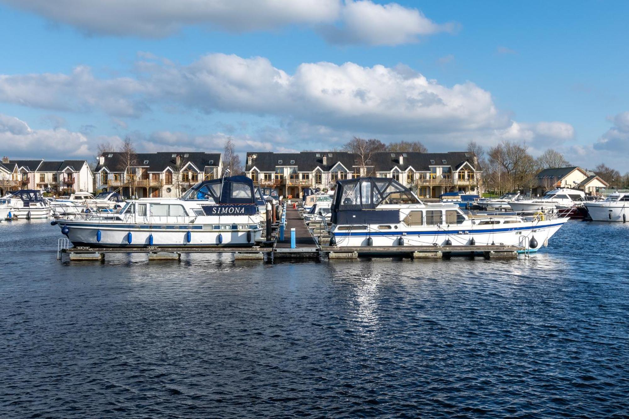 Shannonside - Stylish 5 Bed Marina Home & 40Ft Mooring Termonbarry Екстер'єр фото